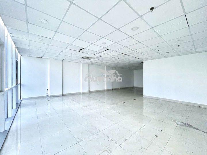 Cho thuê tòa nhà đẹp trần não, p an khánh, quận 2. dt: 8x20m - 4