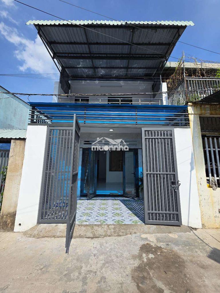 Nhà phố kdc gần bigc go p. đông hòa dĩ an