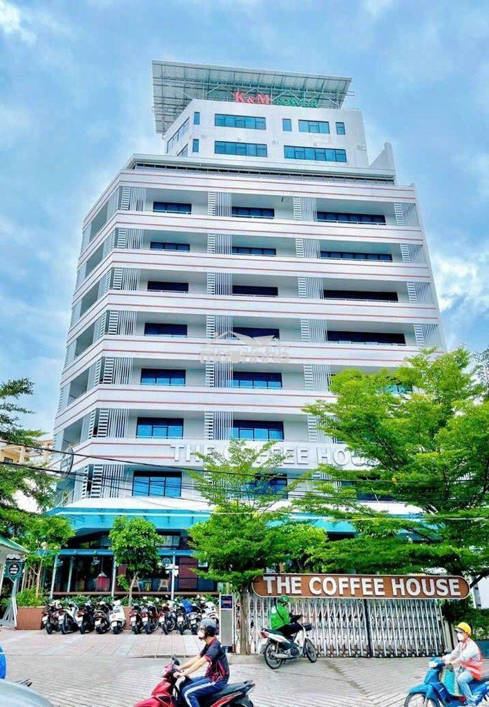 Văn phòng full nội thất đường ung văn khiêm
