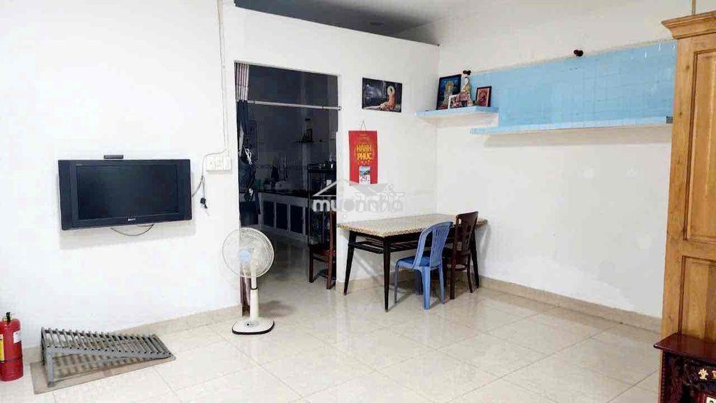 Diện tích khủng 2 tầng . ngay chân cầu chà và tiện qua quận 5 - 2