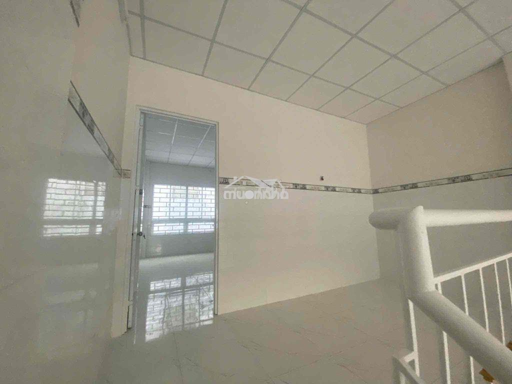 Cho thuê nhà nguyên căn tx 33 q12 giá 6tr 2p ngu - 4