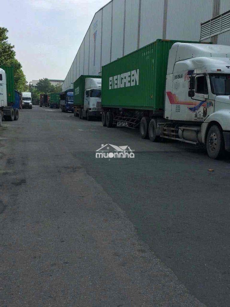 Cho thuê kho 3888m2 pccc vách tường giá 3.2 usd/m2 tại kcn tán uyên