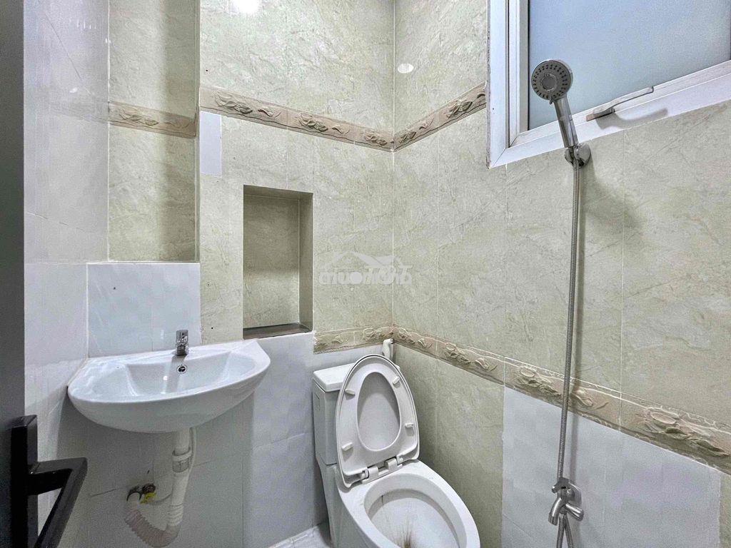 1pn tách bếp sẵn máy lạnh gần bến xe q8 - không giới hạn người và xe - 4