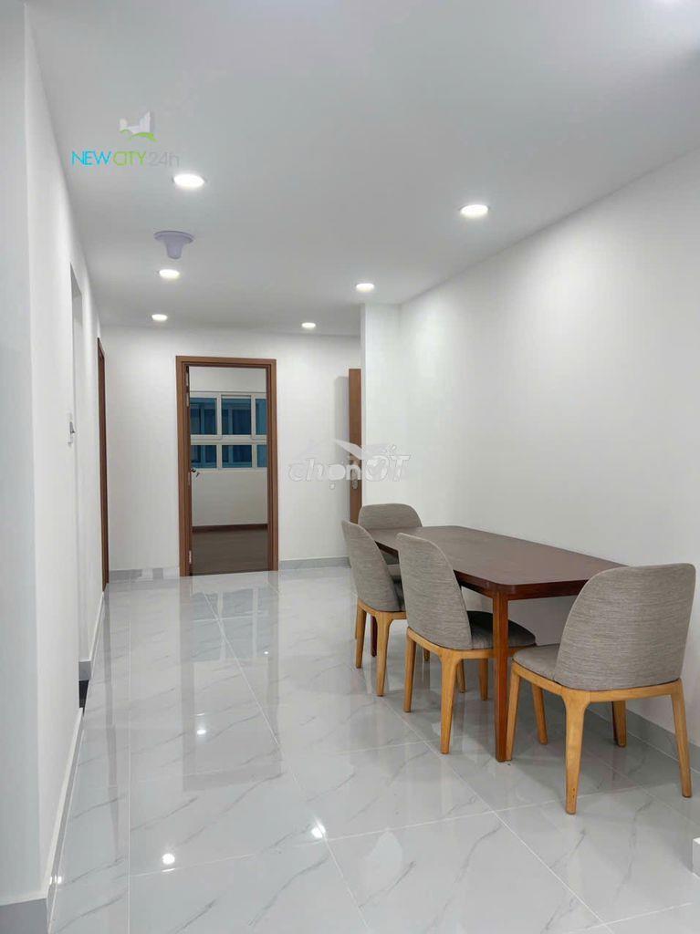 Hot nhà mới- vào ở ngay to rộng 84m2- 85m2 free phí quản lý - 3