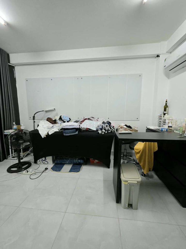 ✅️ Căn hộ 30m2  - thang máy, chỉ tính điện 3k5 - 💦 100k còn lại free - 3