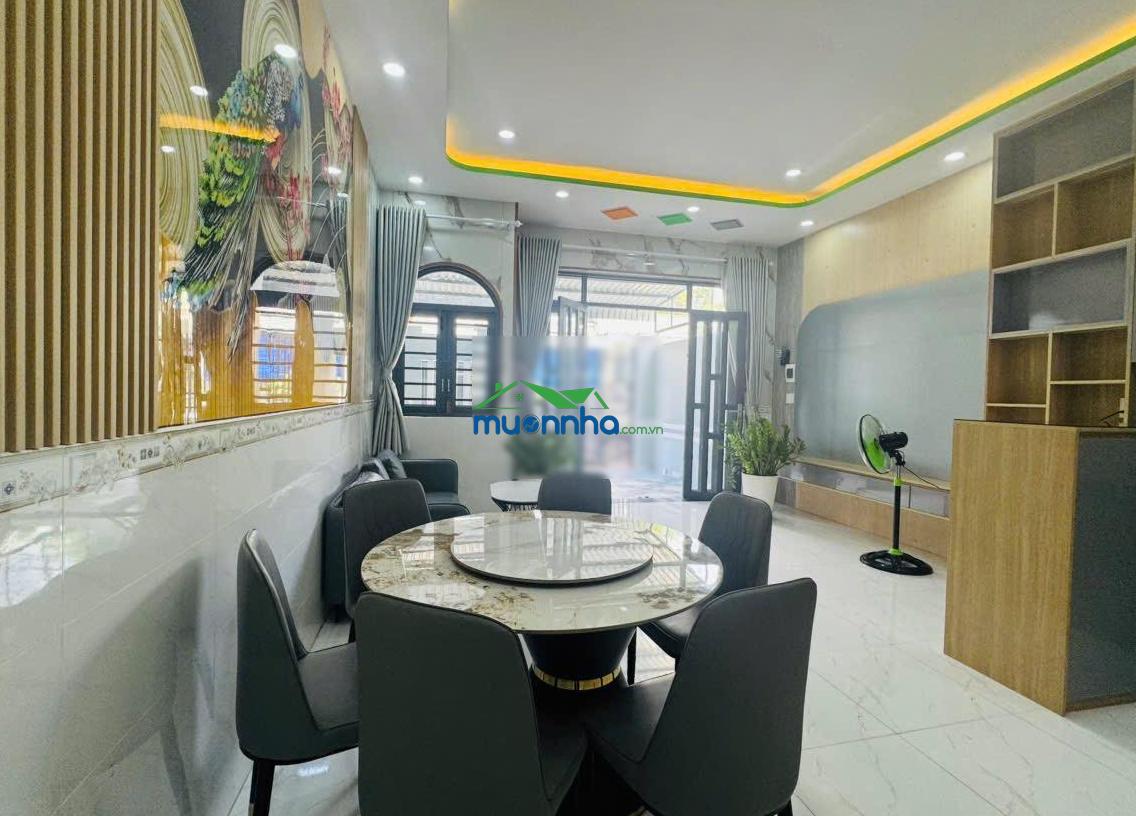 Cần bán nhà chính chủ cần bán ngay trong tháng thu về nhanh a chị cần mua liên hệ e nhah 0393 451 ***