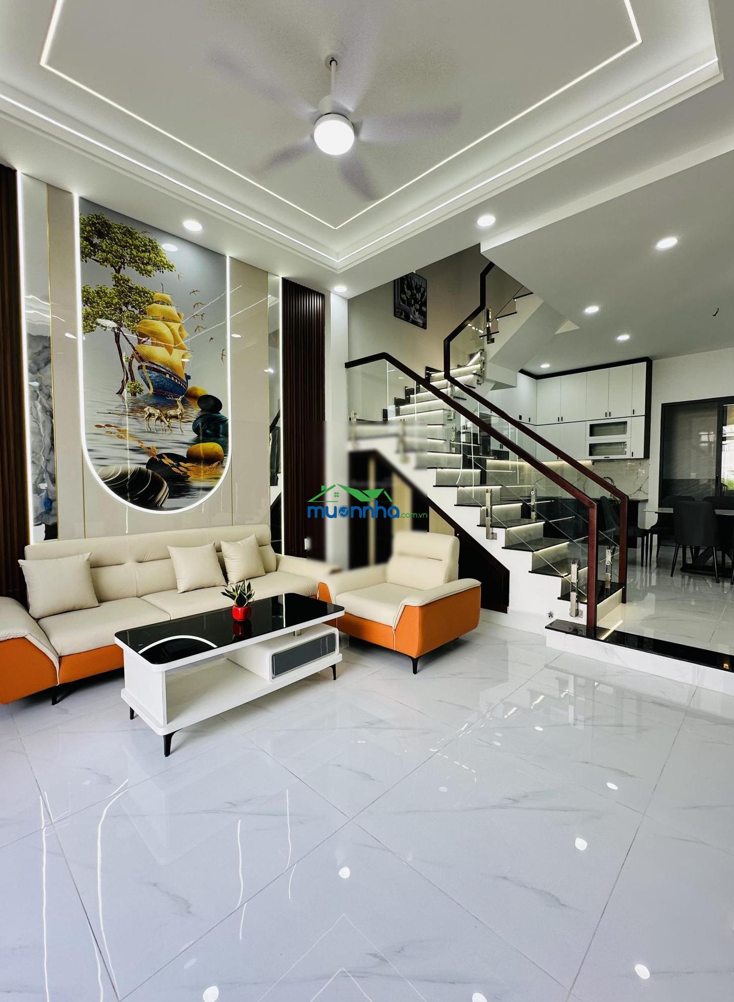 Đường 6m, nhà 4 tầng, sân thượng - aeon hương lộ 3 - 4
