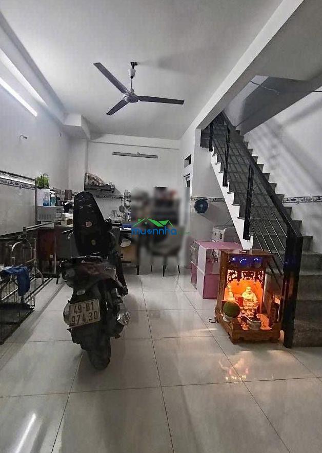 Dòng tiền 180tr/năm; ô tô đậu trước nhà; nằm ngay khu phân lô chợ phú thuận; cách phú mỹ hưng 600m - 3