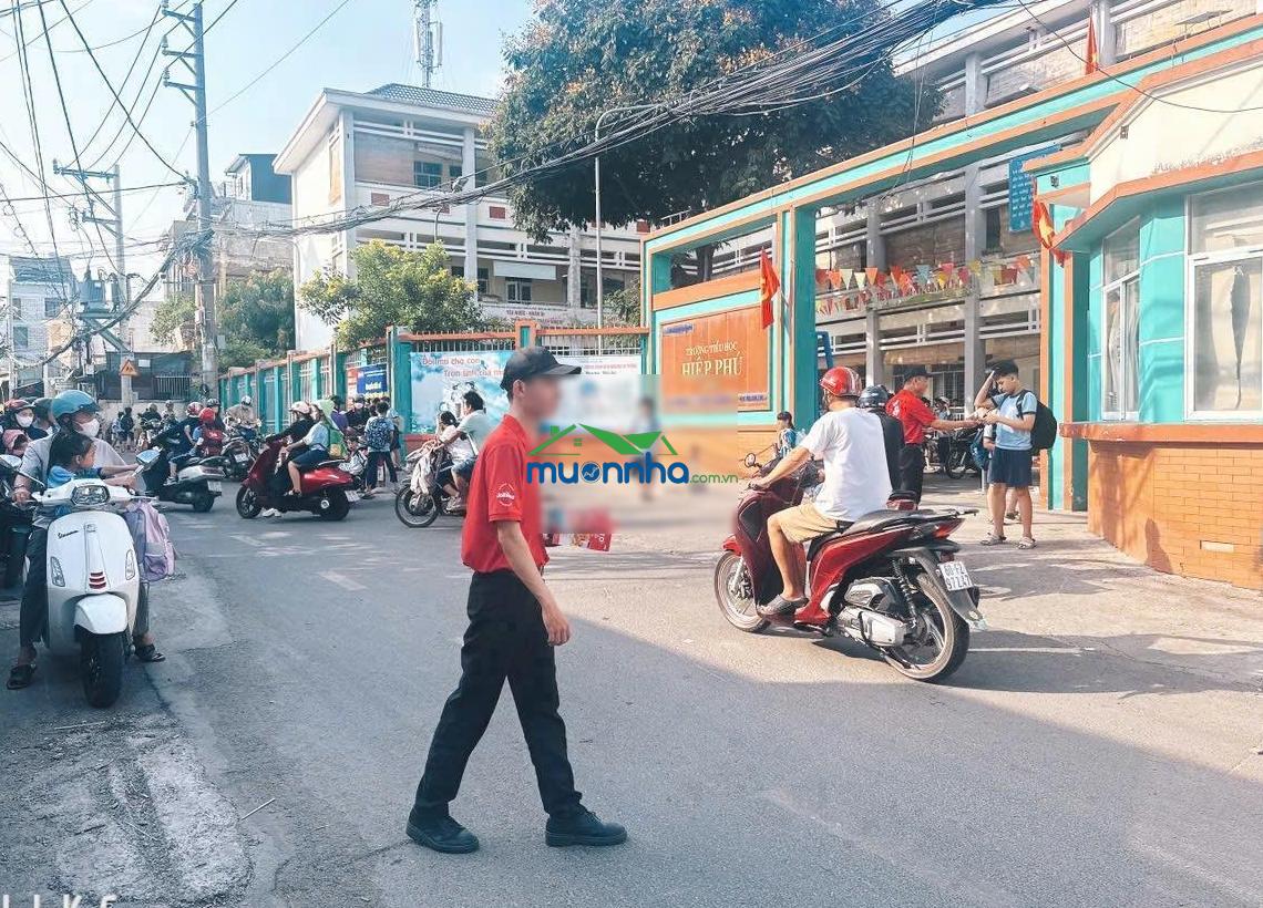 Nhà 1 trệt 1 lầu + ban công - chỉ 1,65 tỷ - ngay chợ hiệp phú - đường lê văn việt q9 - 4