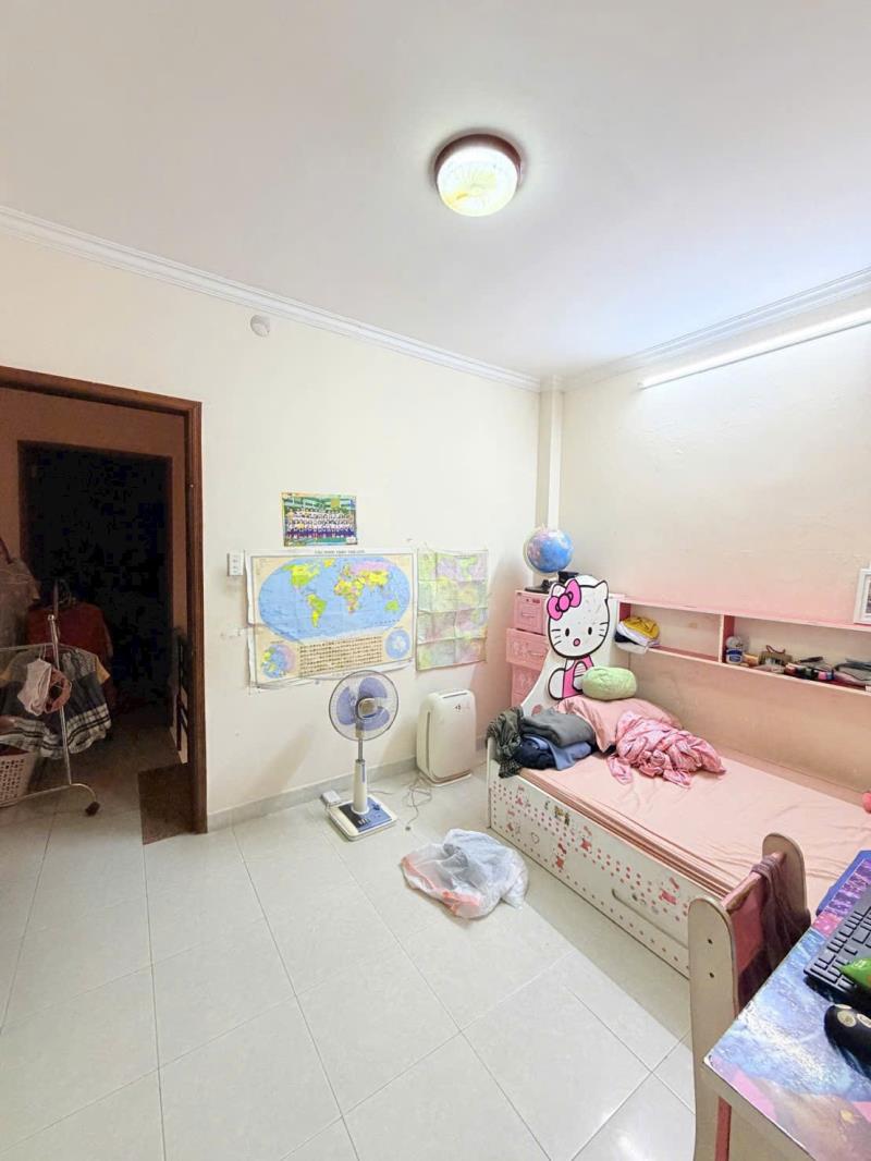 Tôi chính chủ cần bán gấp nhà đẹp đường trần bình trọng phường 5 quận bình thạnh 