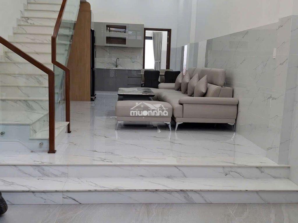 Nhà rộng rãi 70m2 ngay trung tâm thị trấn nhà bè sát q7  - 2