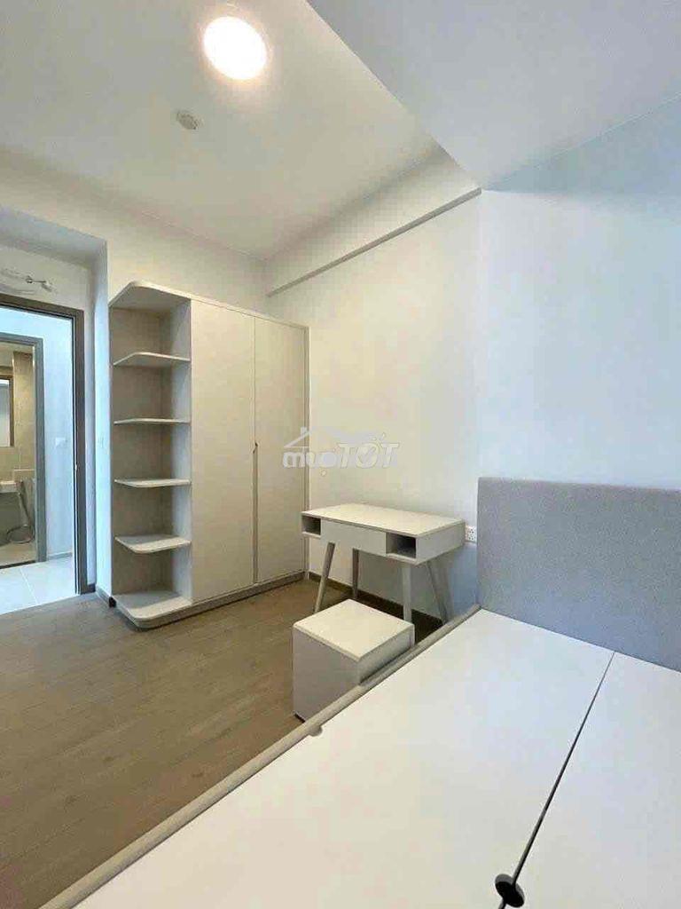 Căn 2pn view hồ có nội thất 8,5 triệu/ cơ bản 7 triệu. lh hương - 3