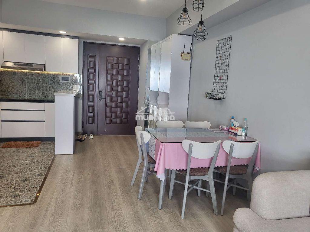 Cho thuê căn hộ 2pn cosmocity - 2