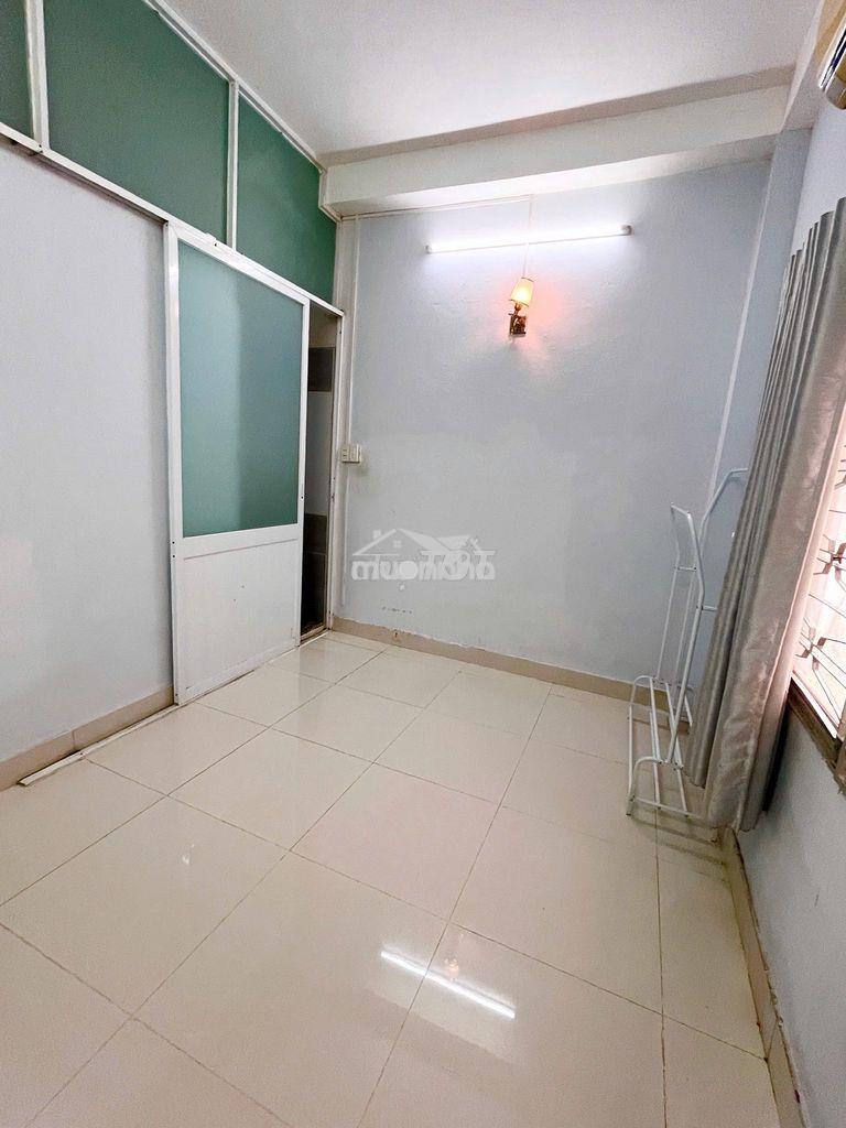 Cho thuê phòng siêu rẻ trung tâm quận 1 - 3