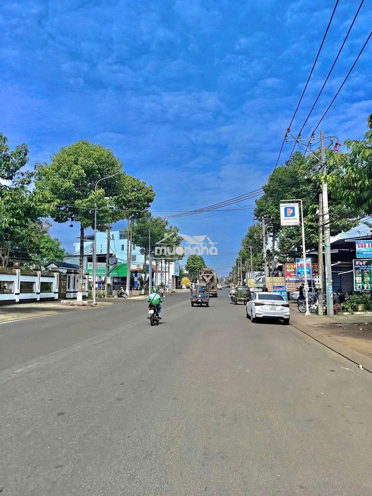 Nền nhà trung tâm long khánh , đầy đủ tiện ích , giá rẻ