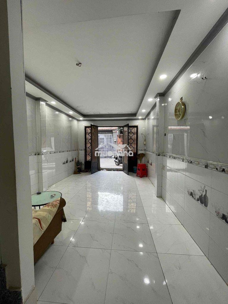 Cho thuê nhà c9 phạm hùng dt 3m6x9 .1 lầu 2 p .2 wc hẻm trước nhà 5m - 2