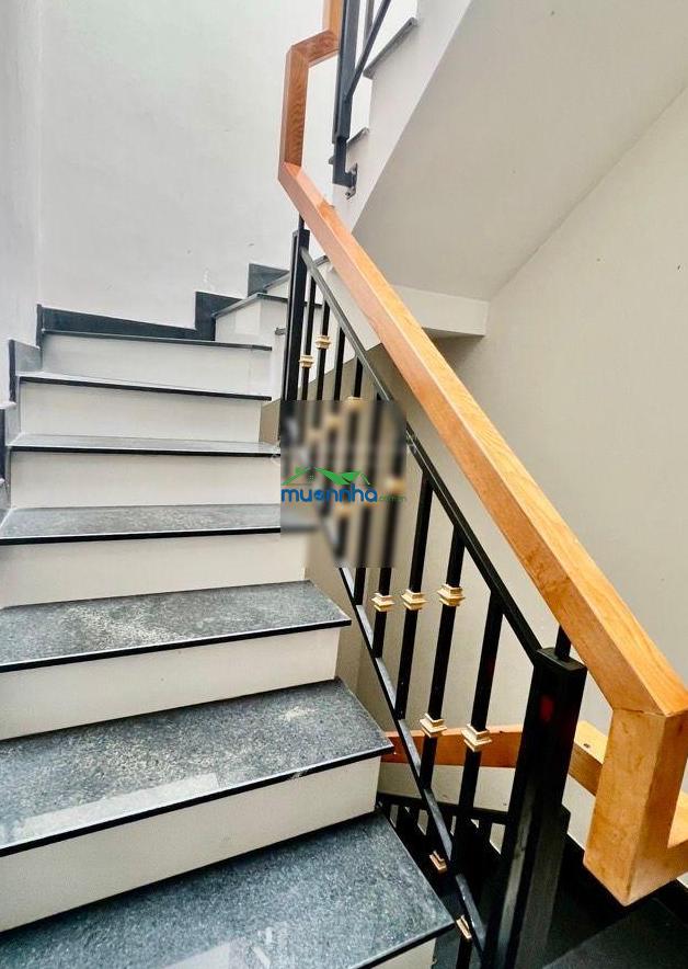 Bán nhà cách đường chu văn an đúng 10m, giá 11.8 tỷ