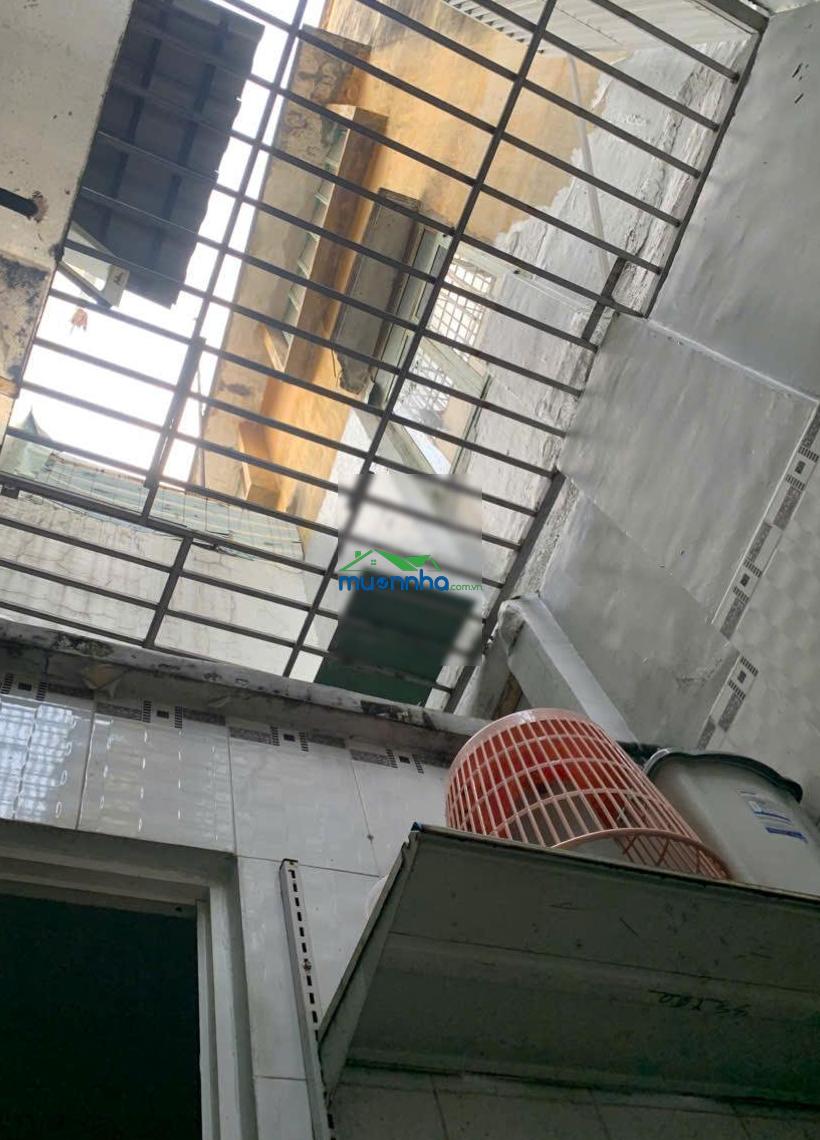 Bán nhà quận 3, hẻm 210 cmt8; 65m2, 1 trệt 1 lầu, gần ga sài gòn; giá cần bán gấp 6.8 tỷ tl
