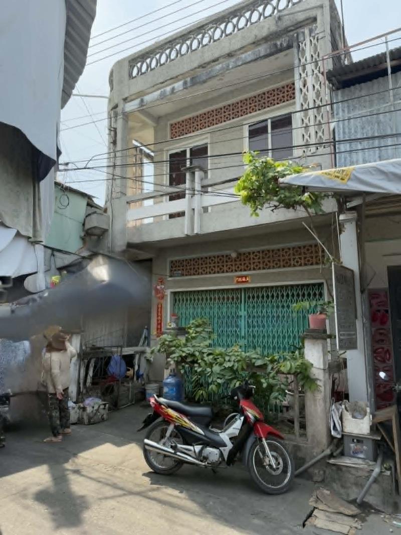 Bán nhà mặt tiền trung tâm chợ nhà bàng - thích hợp kinh doanh