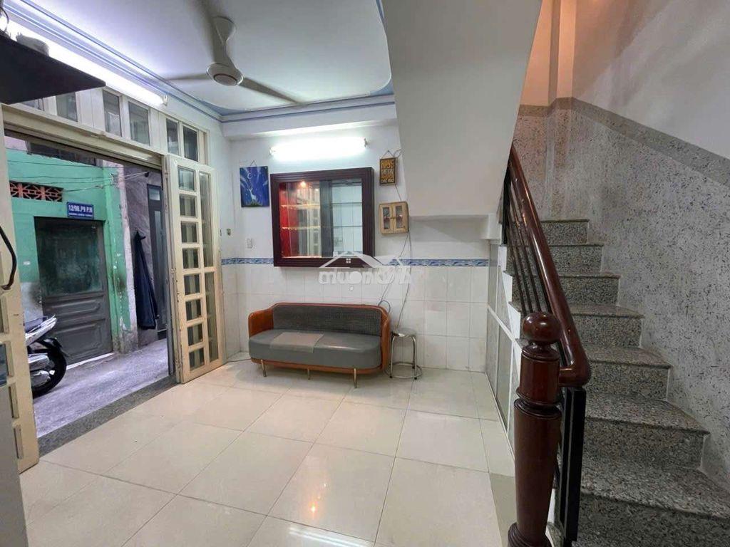 Nhà 4 tầng phú nhuận - 3 pn - 4 tỷ - 3