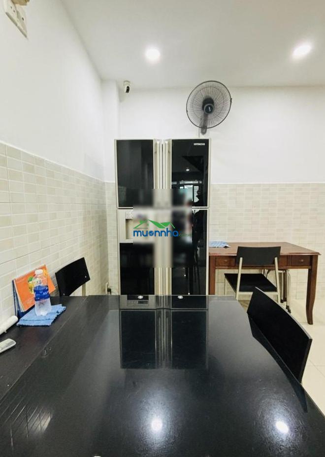 Bán nhà 2 tầng, hẽm xe hơi, 44m2, 6.7 tỷ, sổ a4, ngang 4m, full nội thất, đường ni sư huỳnh liên