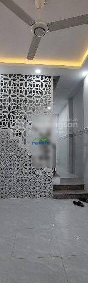 Chỉ cần 1,9 tỷ có nhà mặt tiền đường nhựa, ngay kdc lý chiêu hoàng, bình tân, sổ hồng riêng.