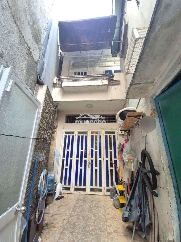 Bán nhà hẻm nội bộ lạc long quân 34m nhà 2 tầng giá re - 3