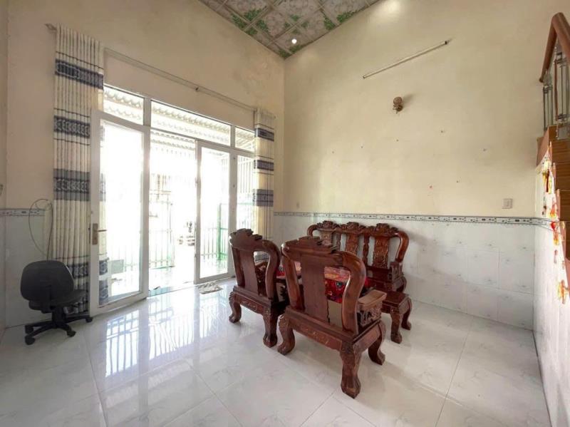 Chỉ với 950 triệu sở hữu ngay căn nhà đường oto ở bà điểm 4 hóc môn dt 84m2 sổ hồng riêng sẵn. - 2