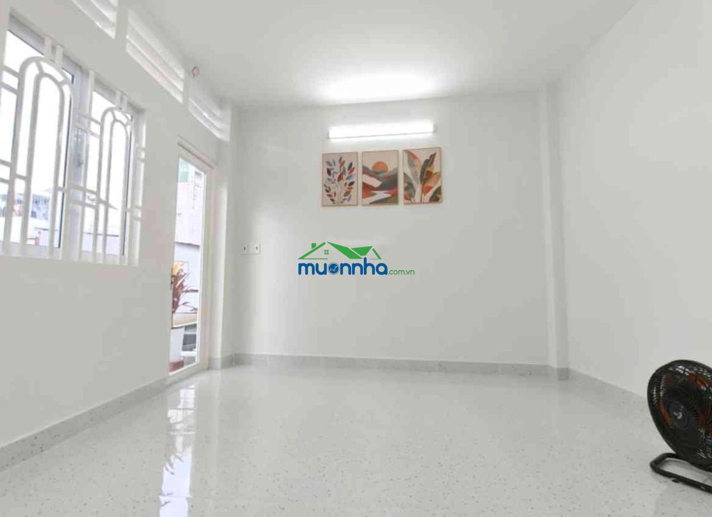 Lạc long quân - nhà đẹp ở ngay - 3 tầng btct - nhỉnh 4 tỷ (tl) - 3