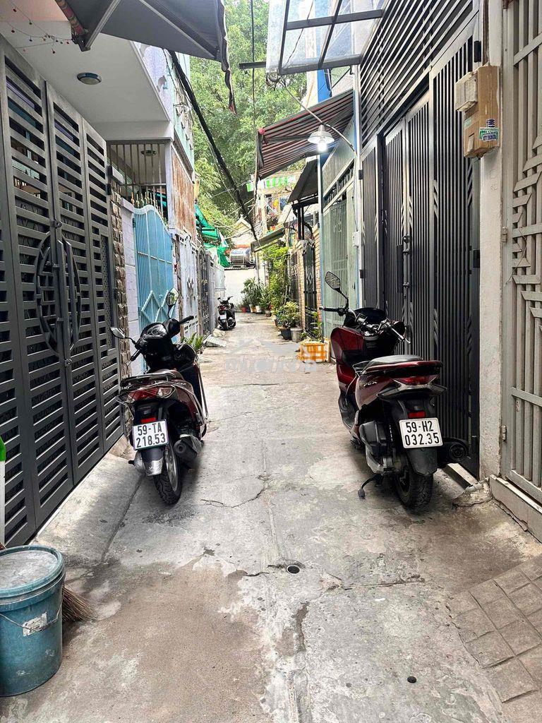 Chính chủ bán 5/14q mễ cốc p15 quận 8 3,2x13 - 3 tầng - giá 4ty750.