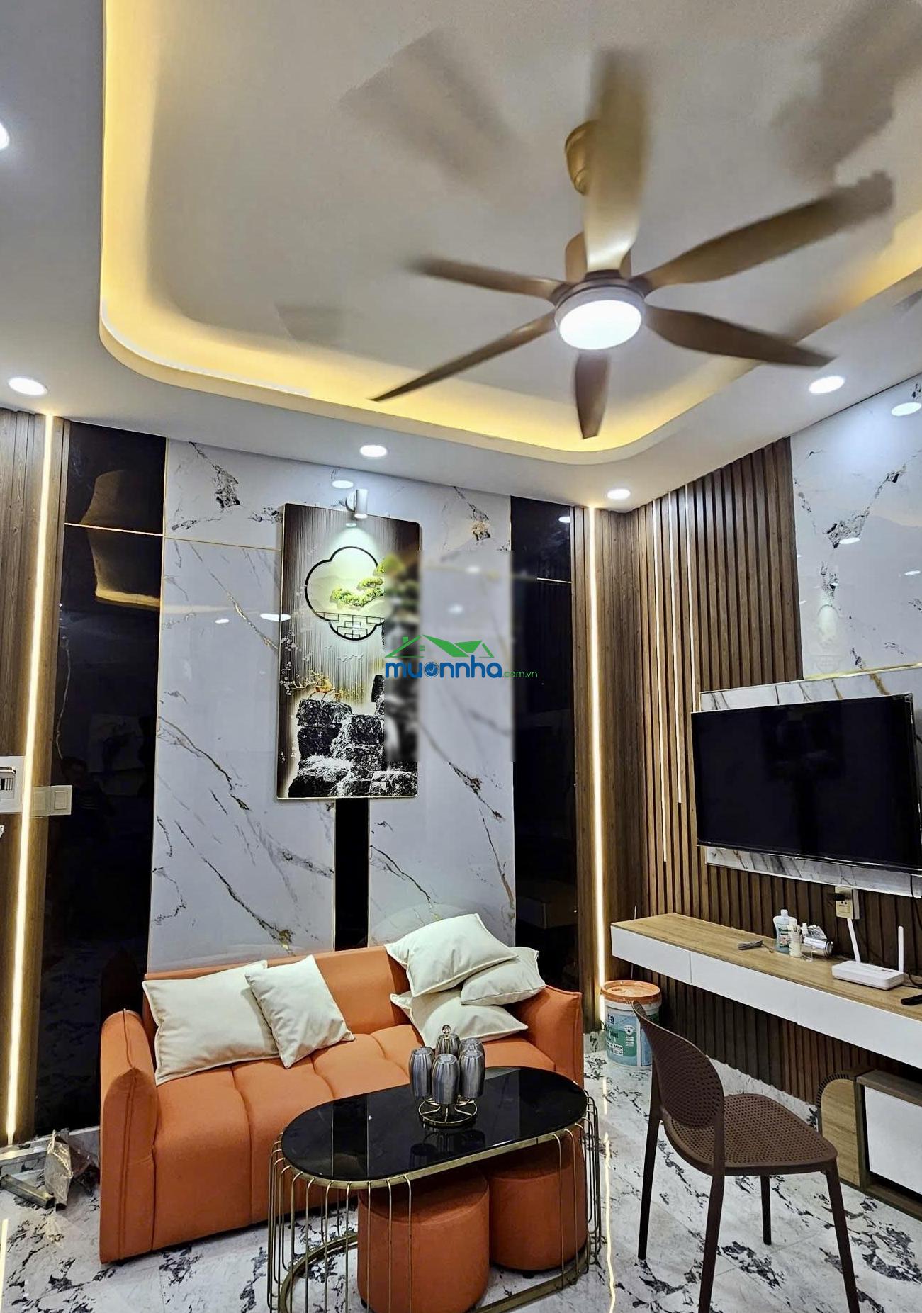 Nhà đẹp gần âu cơ 3pn có phòng ngủ tầng trệt tặng full nội thất - chỉ nhỉnh 4 tỷ