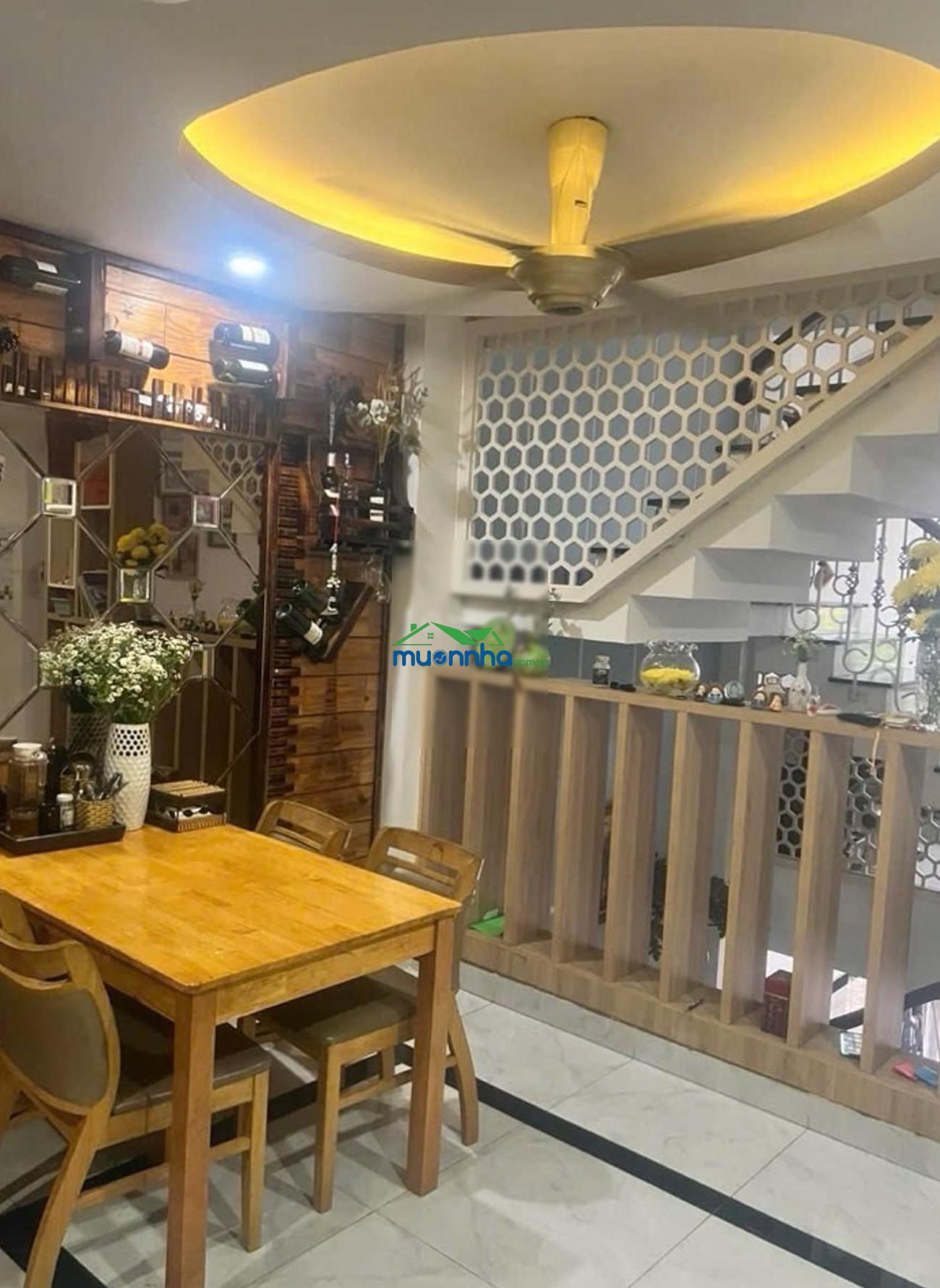 Bán nhà khánh hội quận 4 - ô tô ngủ trong nhà - 50m2 - 4 tầng - 8 tỷ nhỉnh - nội thất cao cấp - 4