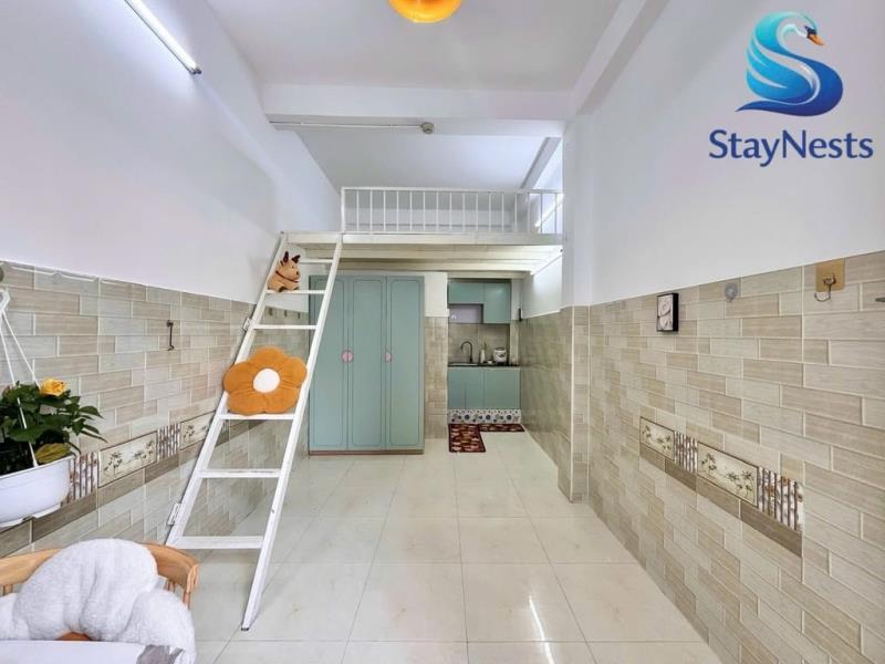 Phòng trọ ban công gần đại học văn hiến có thang máy