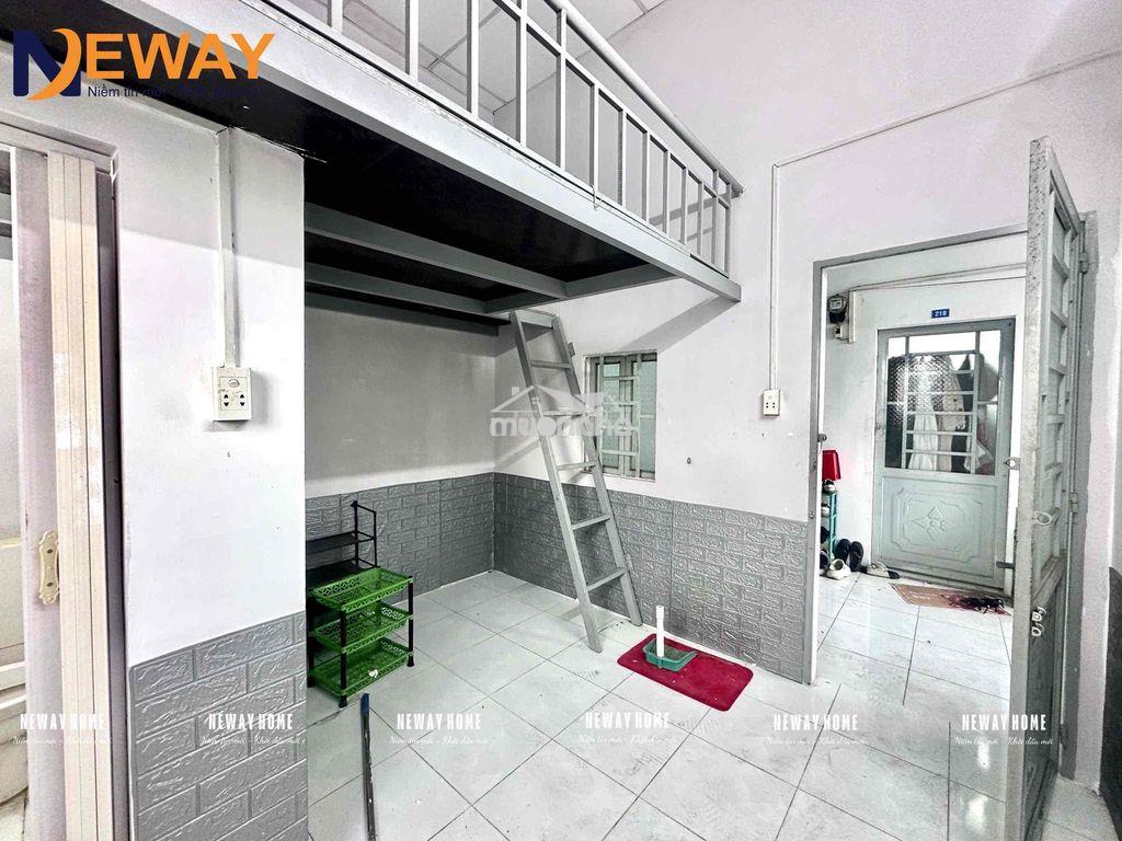 Phòng gác đi bộ sang tdtu - 4