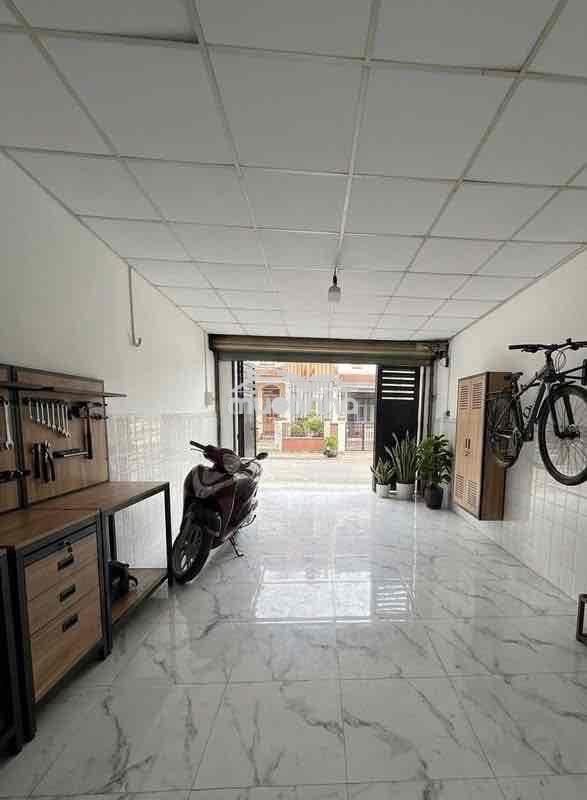 Bán nhà hẻm xe hơi hiệp bình chánh thủ đức - 70m2 - chỉ nhỉnh 4 đồng - 3