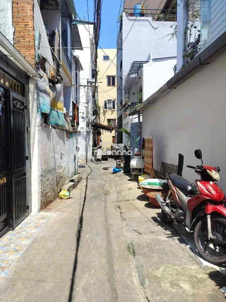 20 m² ,2pn – sát chợ bà  chiểu -bình thạnh - giá ngộp 2,5 tỷ.