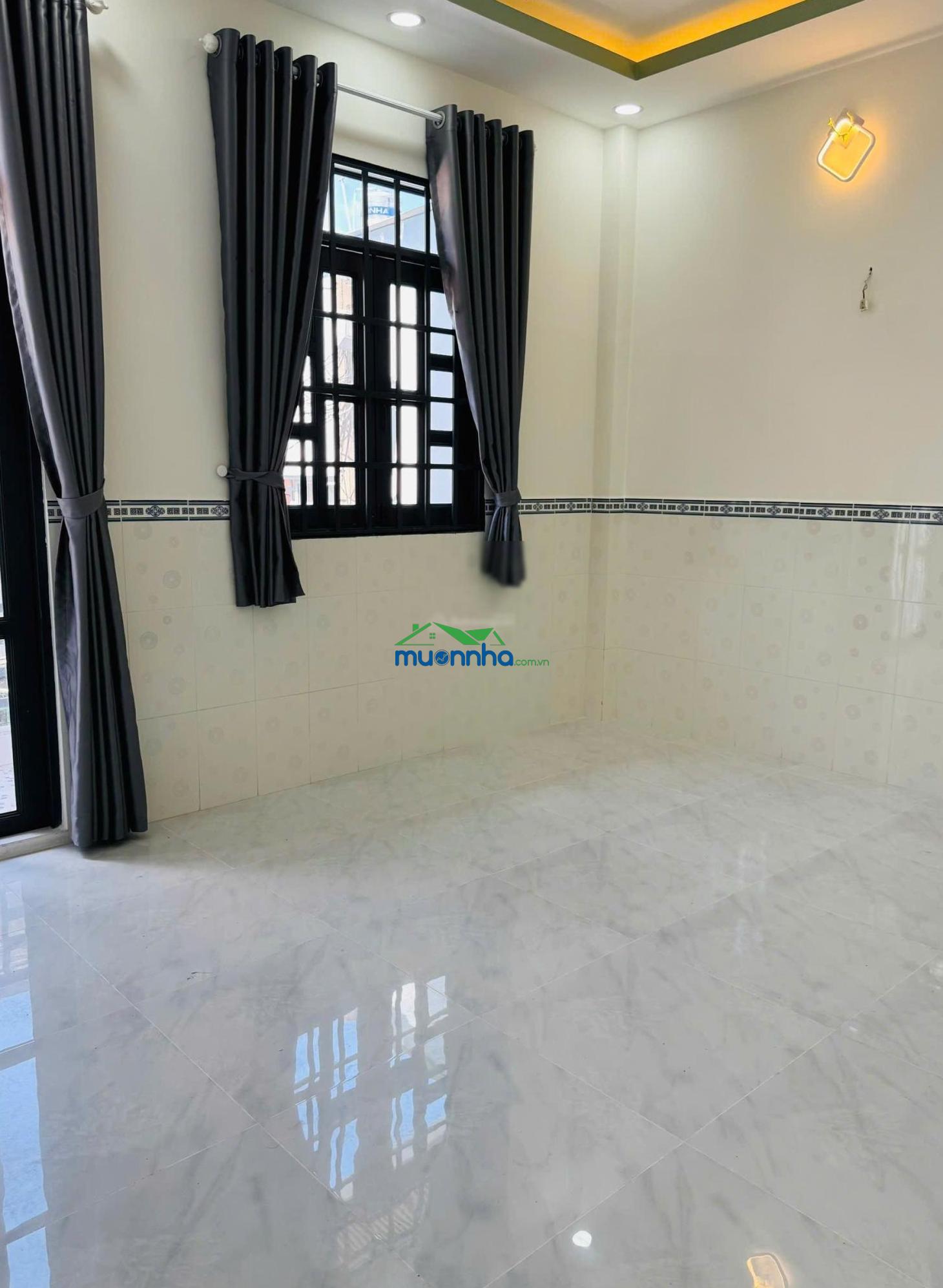 Bán gấp nr tại ni sư huỳnh liên, 4,2 tỷ, 33 m2, 2pn, 3wc, nhiều tiện ích khu vực sầm uất ngay chợ - Ảnh 2