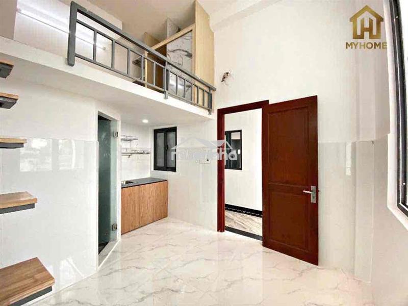 1 phòng cuối cửa sổ trời giá 3tr tại ngã tư gò mây , lê trọng tấn  phò