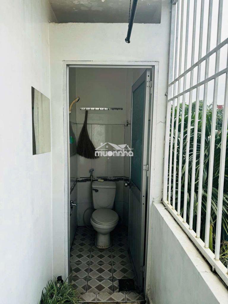 Dư 1phòng cho thuê gần ngân hàng acb lê văn khương - 4