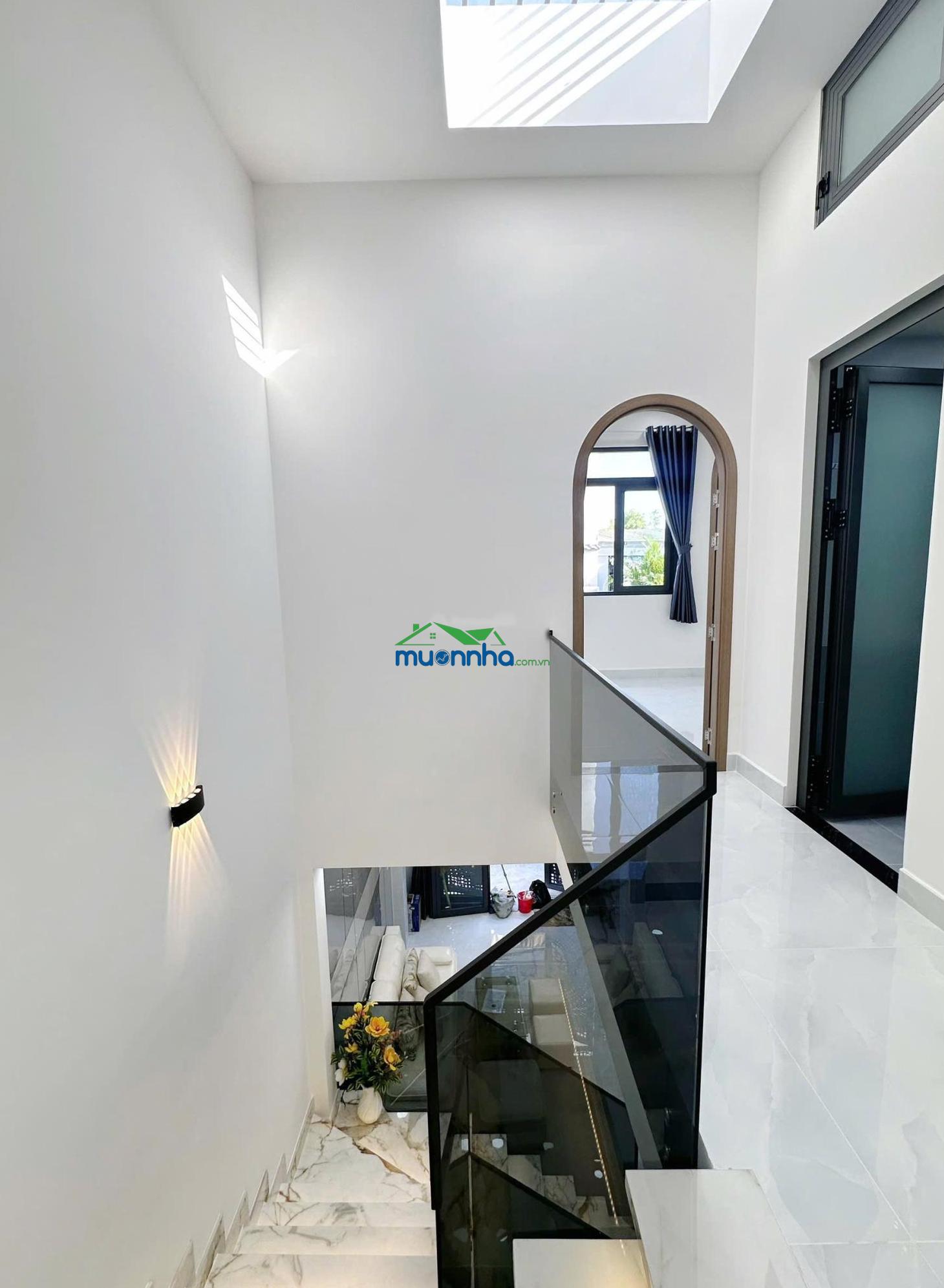 Nhà đẹp ở ngay giáp quận 6, hẻm rộng - Ảnh 3