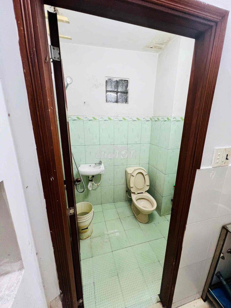 Phòng lầu 4 trong nhà nguyên căn, song hành, nguyễn văn quá