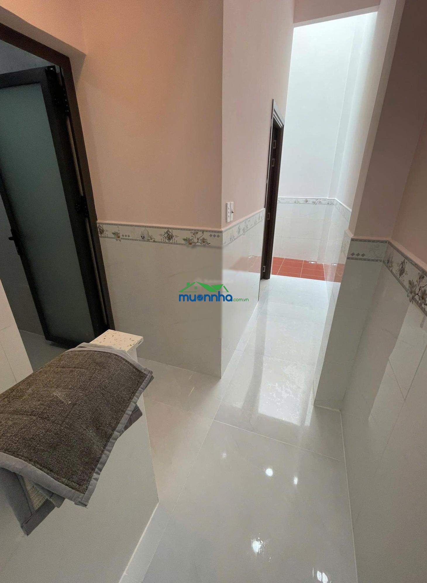 Cần bán nhà sau lưng chợ và nhà thờ trung chánh - 2