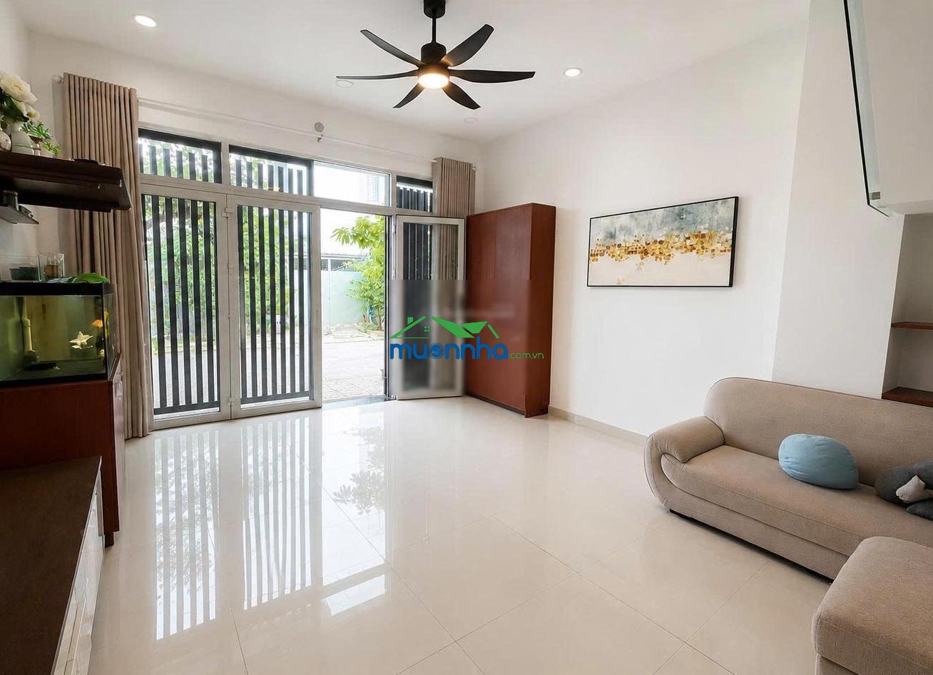Hạ giá bán nhanh bán nhà 1 trệt 2 lầu + sân thượng hẻm 92 vườn lài dt: 4.75x10.65 m, đường 11m - 2