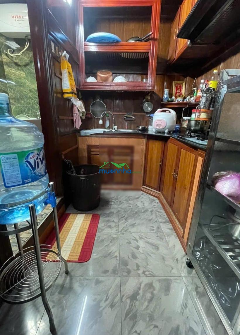Bán nhà 3 tầng vào ở ngay. khu phức hợp giáp bến vân đồn