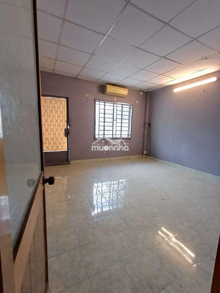 Nhà 3 phòng hxh điện biên phủ 4 x20m giáp quận 1 - 3