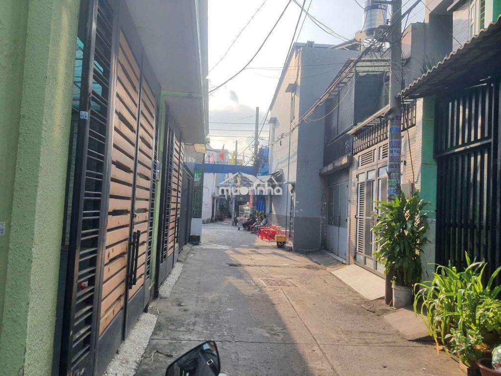 Cho thuê phòng ban công lầu 2, cửa sổ thoáng mát, hẻm xe hơi. - 3