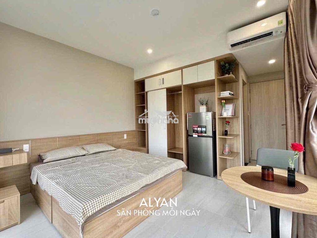 Trống lại studio full kính gần etown cộng hoà tiện qua nhà ga t3 - 4