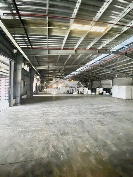 Cho thuê kho xưởng siêu vip 2000m2 mặt tiền quốc lộ 1a,  thủ đức - 2