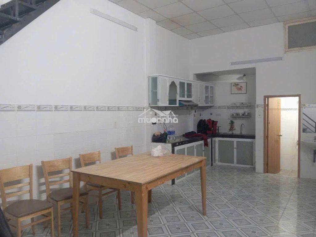 Cho thuê nhà 2pn đường hà thị đát hẻm xe hơi nhỏ quận tân phú - 2