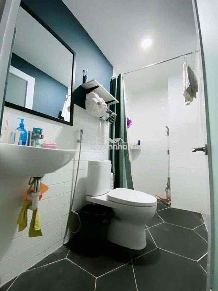 NHÀ 2 LẦU 4 PHÒNG BƯNG ÔNG THOÀN GẦN GLABAL CITY - 2